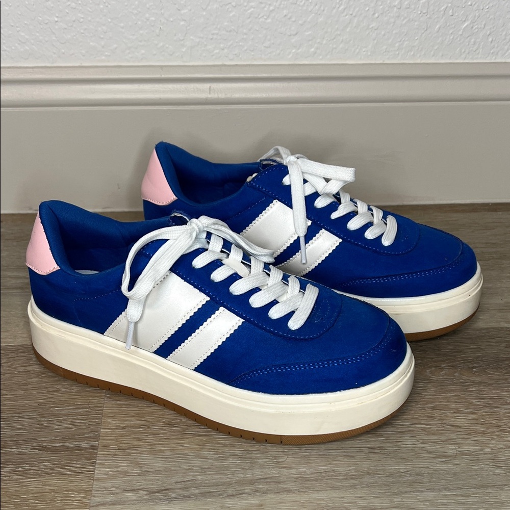 Madden Girl Navida Vibrant Blue Sneakers with White Pink Details Size 9
